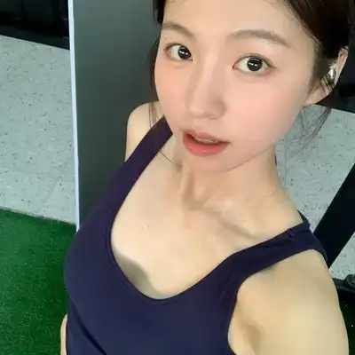 杨德怡